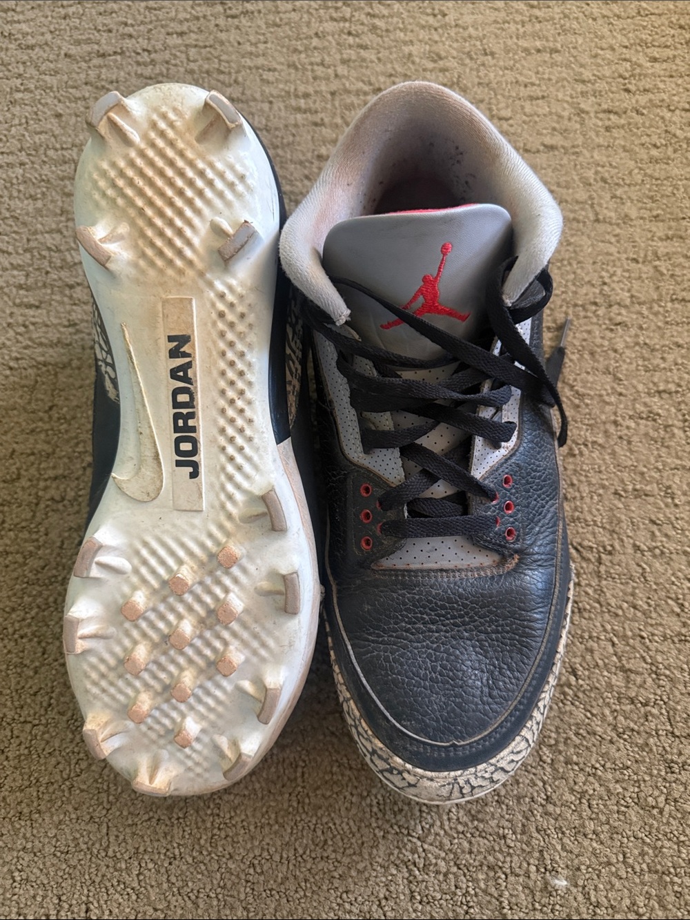 Jordan Men's Black, White & Red Athletic Cleats with Elephant Print size 12.5 - Picture 2 of 5